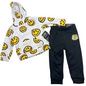 NWT Brooklyn Cloth Happy Face Joggers Set